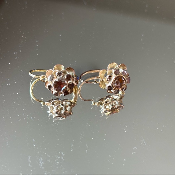 Antique floral rose cut diamond earrings - late Georgian era - Picture 3 of 8